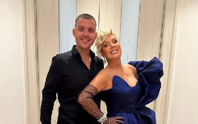 VIKTOR ŽIVOJINOVIĆ KUVA U NESVAKIDAŠNJEM IZADNJU  Brenin sin iznenadio, svi gledaju samo u jedno! (FOTO)