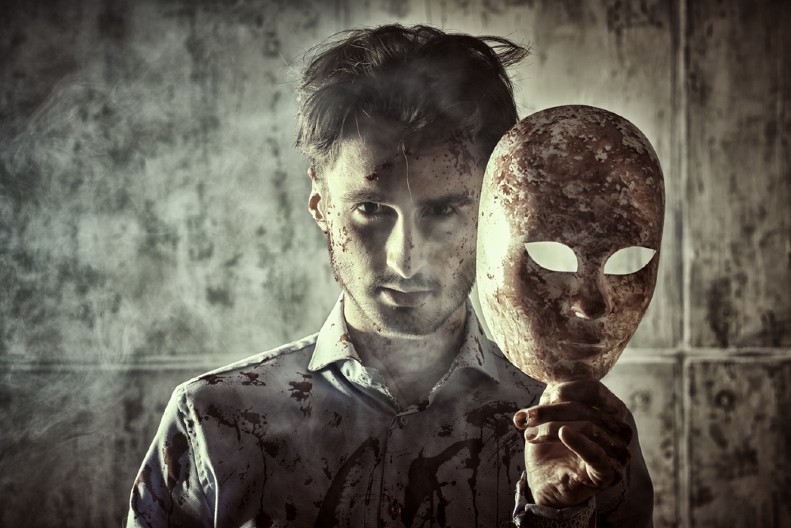 OVO SU JASNI ZNACI DA IMATE POSLA SA PSIHOPATOM Evo kako da ih prepoznate na vreme - BEŽITE GLAVOM BEZ OBZIRA!