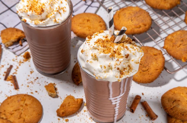 NEODOLJIVI MILKŠEJK SA MEDENJACIMA Klasik na još slađi način, a gotov očas posla