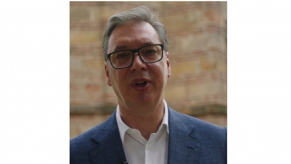 MOĆNA VUČIĆEVA PORUKA: "Zahvalan srpskom narodu što je uvek štitio, čuvao i odbranio svoju srpsku otadžbinu! Pobediće Srbija!" (VIDEO)