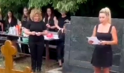 OVO SU POSLEDNJE REČI OCA JOVANE JEREMIĆ Voditeljka se guši u suzama tokom govora na očevoj sahrani! (VIDEO)
