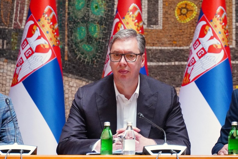 "ĐOKIĆ JE UČESTVOVAO U POKUŠAJIMA RUŠENJA DRŽAVE" Vučić: Razgovaraću sa ljudima iz stranke i tražiću da podrže Macuta