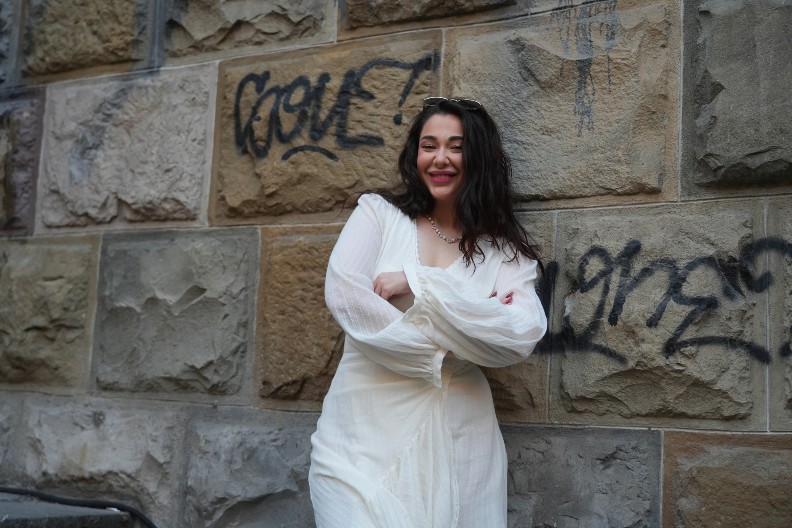 SANJA VUČIĆ OTKRILA TAJNE IZ SPAVAĆE SOBE! Pevačica priznala šta sve voli u krevetu i šokirala