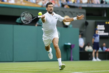 Novak Đoković pobedio Evansa za plasman u treće kolo Vimbldona i meč sa Kecmanovićem