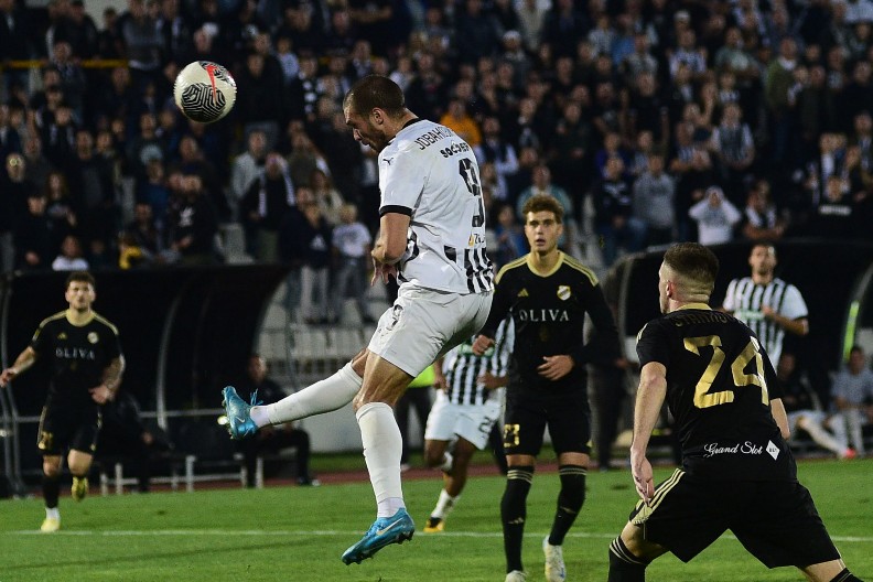 PRELAZI KOD LJUTOG RIVALA Bivši napadač Partizana ima novi klub