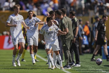 KRALJ IDE PO TROFEJ Real preko Dortmunda do polufinala Svetskog prvenstva