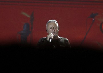 DO JUČE IGRAO SA JOKIĆEM, SAD BIO NA TOMPSONOVOM KONCERTU Hrvatski košarkaš usnimljen kako beži od Hitne pomoći (VIDEO)