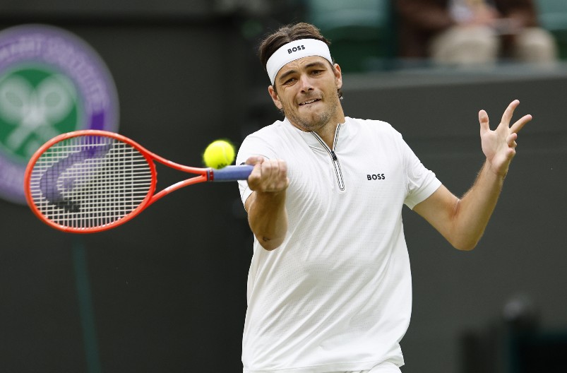 TOMPSON PREDAO MEČ AMERIKANCU Fric u četvrtfinalu Vimbldona, ide na megdan Hačanovu