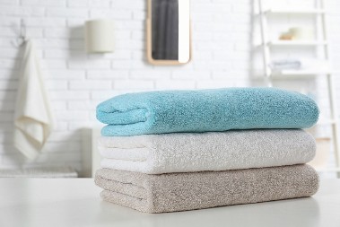 ŽELITE MEKANE PEŠKIRE KAO U SKUPOM HOTELU? Dodajte 1 sastojak umesto omekšivača i biće takvi!