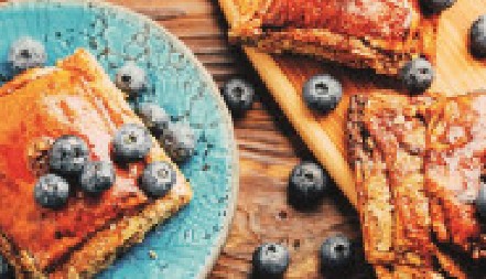 BAKLAVA SA BOROVNICAMA Drugačija, sočna i mekana kao duša, svi će vam tražiti dodatno parče