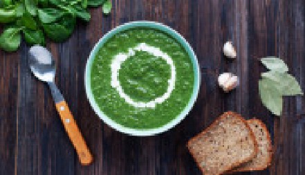 BAKIN SPANAĆ MIRIŠE NA DETINJSTVO Kremast i jednostavan, a ukusa koji govori više od 1000 jezika