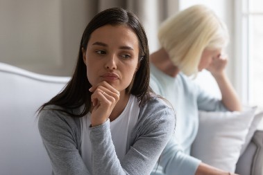 ŽELI DA MI OTME NASLEDSTVO Ne mogu da verujem na šta je moja mama spremna, već je smislila kako će da potroši moj novac
