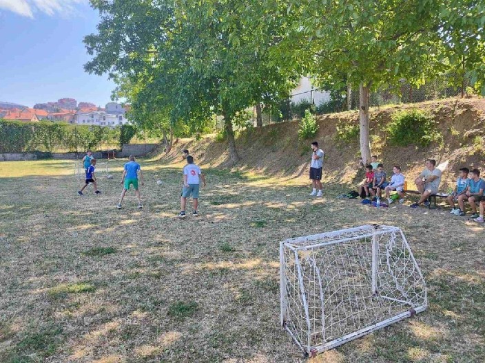 OTVOREN LETNJI SPORTSKI KAMP ZA OSNOVCE: Događaj ponovo okupio veliki broj mališana (FOTO)