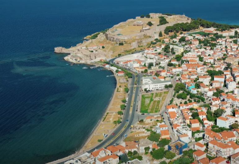 POTONUO BROD KOD POZNATOG GRČKOG OSTRVA