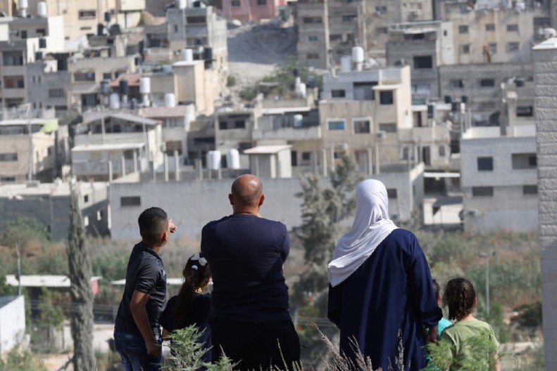 BIVŠI PREMIJER IZRAELA POTKAČIO NETANJAHUA! Planirani humanitarni grad u Gazi je koncentracioni logor