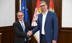 POTPREDSEDNIK EVROPSKE BANKE DOŠAO KOD VUČIĆA: Važni razgovori o projektima koji doprinose razvoju Srbije (FOTO)