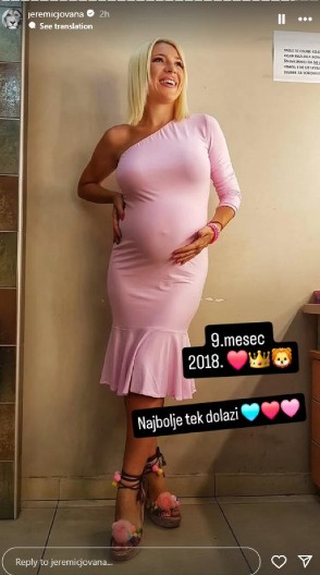 TRUDNA JOVANA JEREMIĆ Voditeljka pozirala u uskoj haljini: "Najbolje tek dolazi"