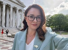 ONA JE NOVO LICE UKRAJINSKE VLASTI! Julija Sviridenko postala premijerka, Zelenski joj VERUJE više nego ikom!