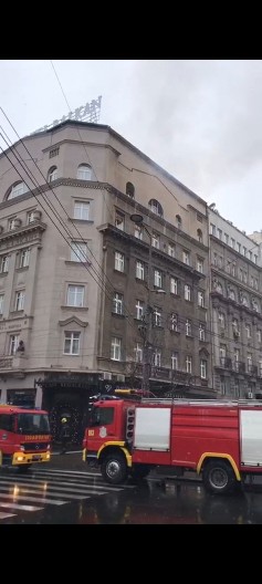 U POŽARU NA VOŽDOVCU POVREĐEN MLADIĆ (28)  Sa opekotinama prevezen u Urgentni centar