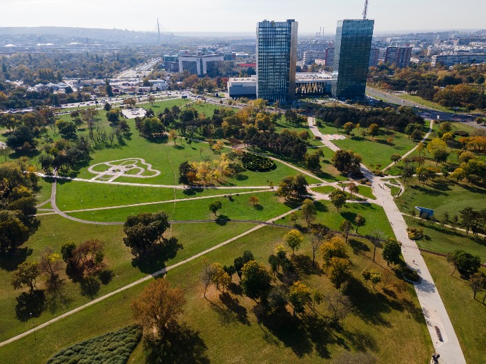 Park Ušće dobija novo drveće, uz maksimalno očuvanje postojećih stabala