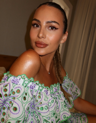 MNOGI BRUJE DA JE NADMAŠILA OČEKIVANJA! Anastasija Ražnatović otkrila koji broj obuće nosi - na njenih 178 cm visine...