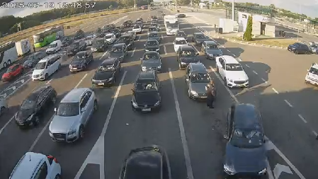 VAŽNO ZA SVE KOJI PUTUJU: Evo kakvo je stanje na granici!