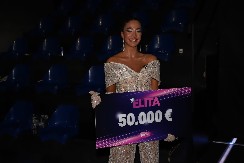 EVO ŠTA JE URADIO ANĐELIN OTAC KAD JE VIDEO DA JE ĆERKA UZELA 50.000 EVRA Pred punim studijom bez pardona usledilo ovo