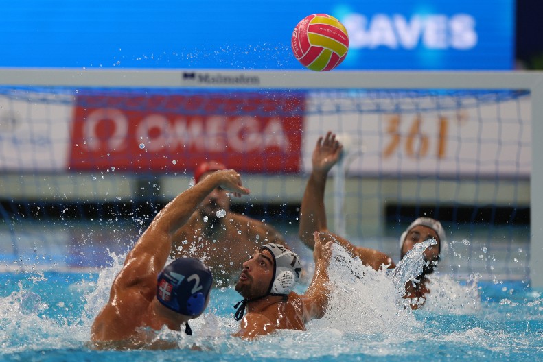 DELFINI BIJU BITKU ZA POLUFINALU Evo gde možete gledati meč vaterpolista Srbije i Amerike