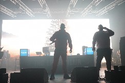 RAZVEO SE NAŠ POZNATI MUZIČAR Pukla ljubav nakon 7 godina braka, a oboje krili da je kraj