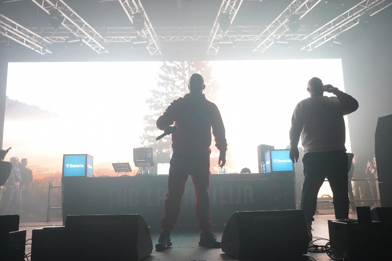 RAZVEO SE NAŠ POZNATI MUZIČAR Pukla ljubav nakon 7 godina braka, a oboje krili da je kraj