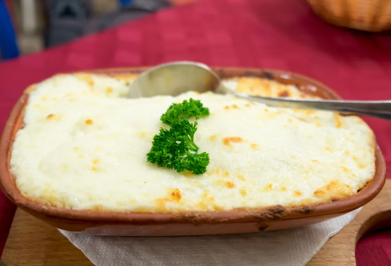 PILETINA SA MLINCIMA RAJ ZA NEPCA Priprema je jednostavna, a ukus fenomenalan