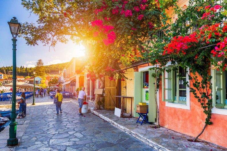 FISKARDO JE PRAVI BISER NA JONSKOM MORU Nalazi se na ostrvu koje Srbi obožavaju, a posećuju ga i Tom Henks, Stiven Spilberg i Đorđo Armani