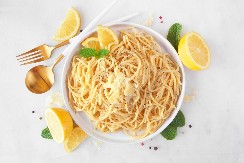 TESTENINA SA LIMUNOM Osvežavajući ručak za vrele, letnje dane po receptu bez mane