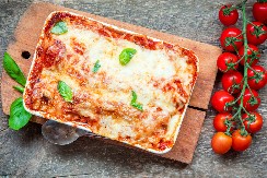 LAZANJE SA PILETINOM Eksplozija ukusa u svakom zalogaju, po starom italijanskom receptu