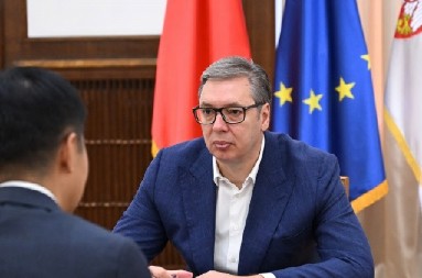 VUČIĆ SA DELEGACIJOM HBIS GRUPE Predsednik otkrio detalje sastanka sa jednim od najvećih stranih investitora u našoj zemlji