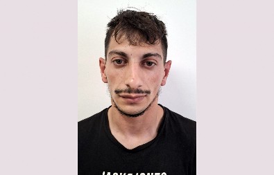 SPOPADAO DEVOJKE I ŽENE A ZAĆUTAO NA SASLUŠANJU Sumnja da im je prilazio  na ulici i zavlačio im ruke pod haljine, suknje i donji veš