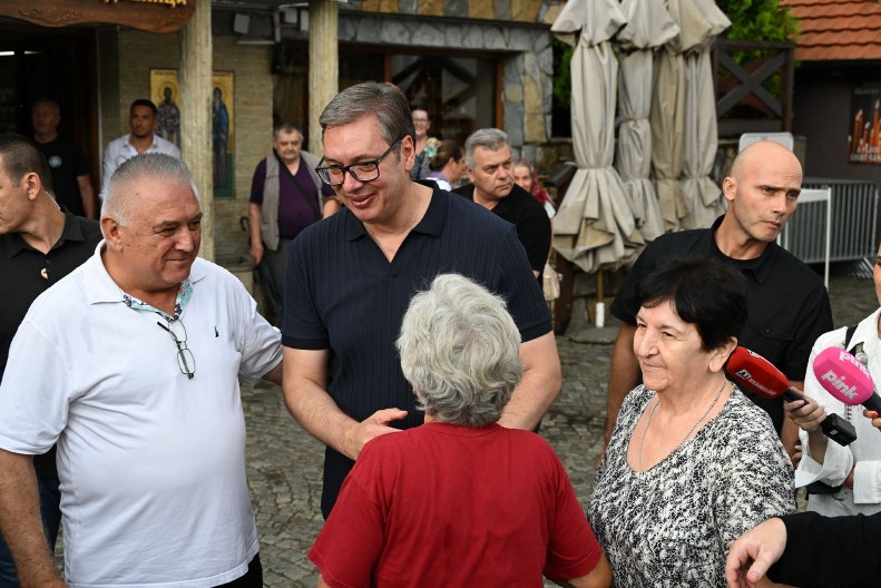 VUČIĆ: Kada bude gotova brza saobraćajnica od Beograda do Tumana za sat i 20 minuta