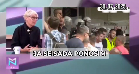 DOK U NOVOM PAZARU PSUJU MAJKU SRPSKU, DECU I ISUSA, AIDA ĆOROVIĆ PORUČUJE DA JE PRVI PUT PONOSNA Zna se i zašto!