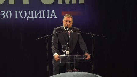 "MI IZ REPUBLIKE SRPSKE VOLIMO SRBIJU VIŠE NEGO VI KOJI JE BLOKIRATE" Dodik udario na zgubidane