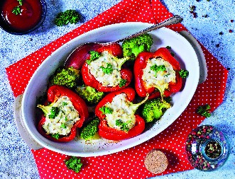 PAPRIKE SA SIROM Lagano a zasitno letnje jelo koje se smaže u trenu