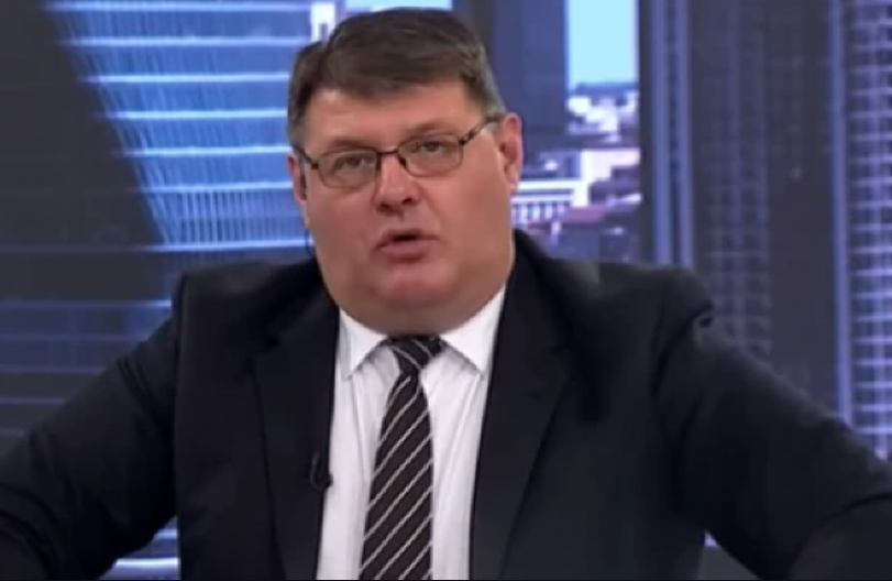 SARAPI SE SLOŠILO POSLE EMISIJE U KOJOJ JE GLIŠIĆ DOŽIVEO MOŽDANI UDAR: Odmah mu ukazana pomoć, na infuziji je,  NE MOŽE DA SE OPORAVI OD ŠOKA