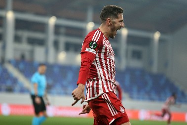 "GROBARI" SU OVO ČEKALI - OGLASIO SE JOVETIĆ Evo da li se iskusni napadač vraća u Partizan