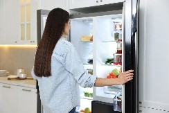 Hrana se brzo kvari, buka vas nervira? Vaš frižider vam nešto poručuje