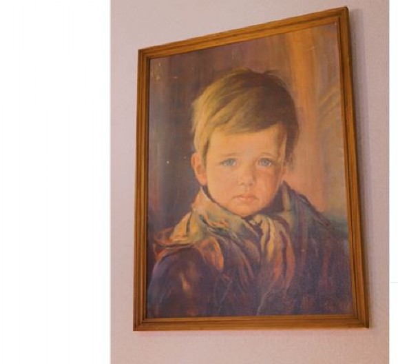 SKORO SVAKA KUĆA U BIVŠOJ JUGOSLAVIJI IMALA JE OVU SLIKU Niko nije ni slutio da se iza nje krije jeziva priča, evo ko je uplakani dečak