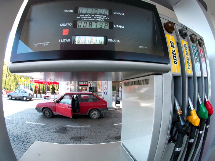 SRPSKI VOZAČI MOGU DA ODAHNU Stigle nove cene goriva