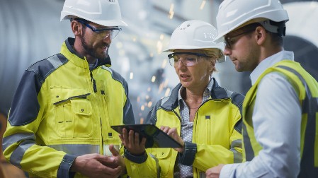 PROPALI SU Otkaz za 10.000 radnika, ostalima manje plate, bez bonusa