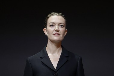 IMA SVE PARE OVOG SVETA, A ONA SKROMNO Evo kako u Evropi letuje najbogatija naslednica Zare