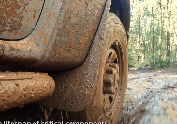 KO GA OPERE, SVAKA MU ČAST Ovo je najprljaviji automobil na svetu (VIDEO)