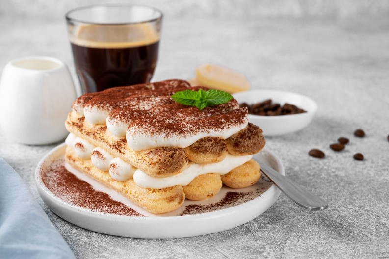 TIRAMISU PO ORIGINALNOM RECEPTU IZ 1972 GODINE Sočan i ukusan, a mekan kao duša