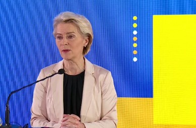 BRISEL HOĆE DA UNIŠTI POPULARNU PLATFORMU: Fon der Lajenova rešila da se obračuna sa TikTokom!